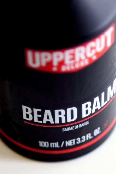 baume uppercut pour barbe longue